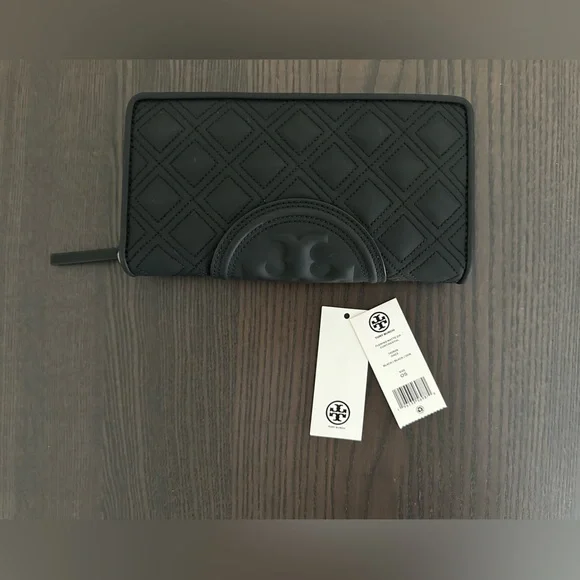 Tory Burch Wallet - Picture 5 of 6